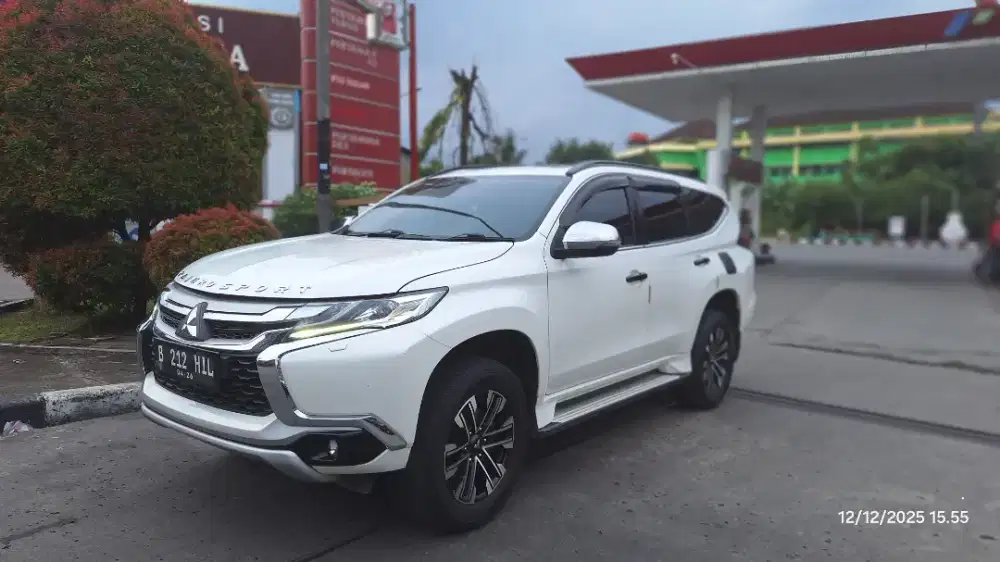 Pajero  sport dakar seger