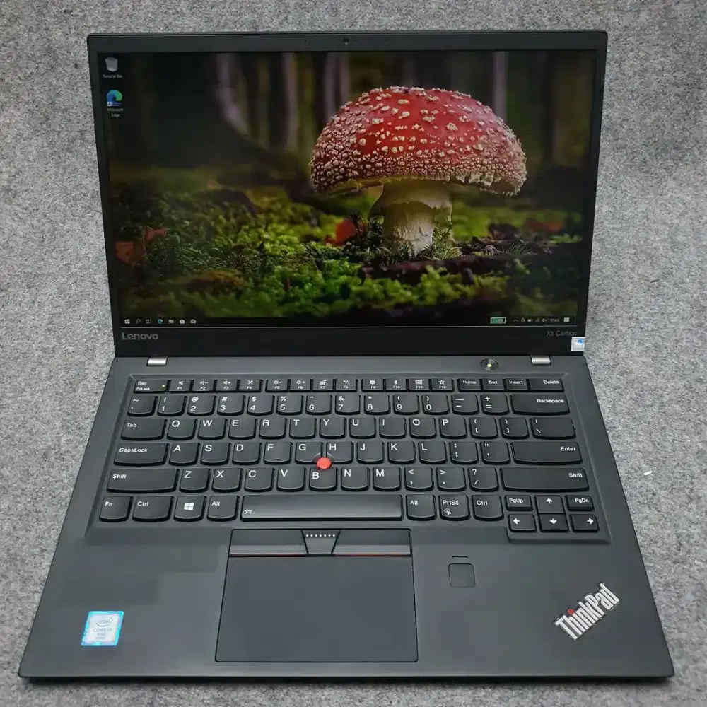 Laptop Slim X1 Carbon | CORE i7 | 16GB | 256GB | FHD | BACKLIGHT