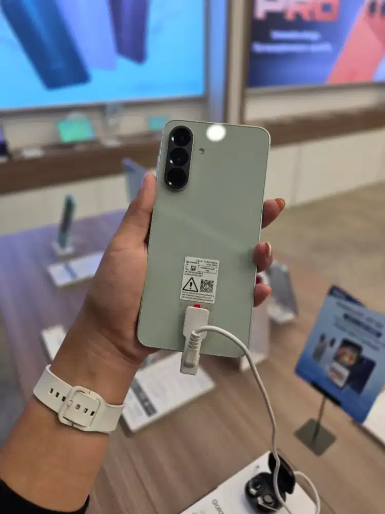 SAMSUNG GALAXY A56 5G