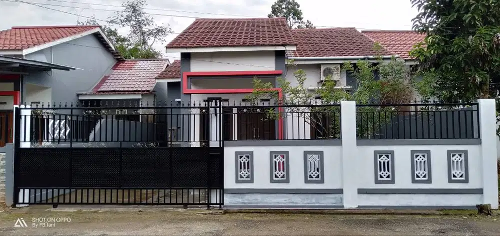 DIJUAL RUMAH SIAP HUNI