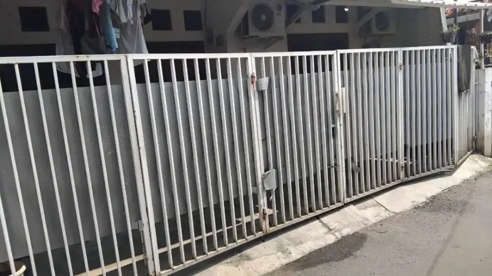 DIJUAL RUMAH KAWASAN CIPEDAK, JAGAKARSA - JAKARTA SELATAN