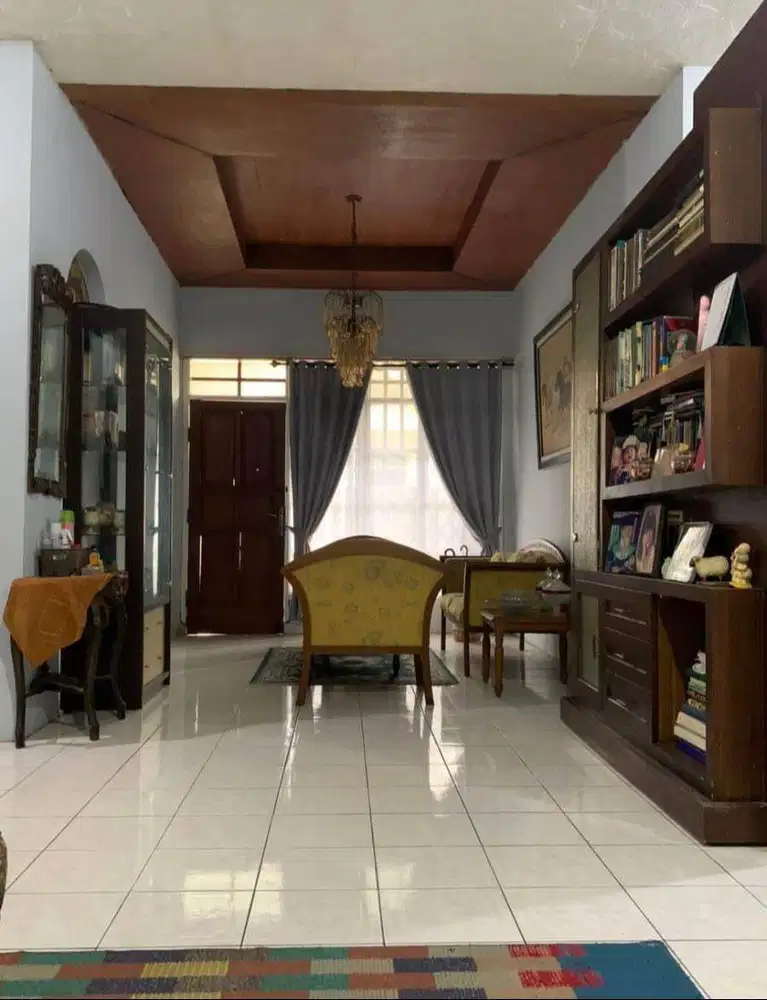 Murah! Rumah lt 144 SHM Margahayu Raya Buah Batu Bandung Harga 800 JT