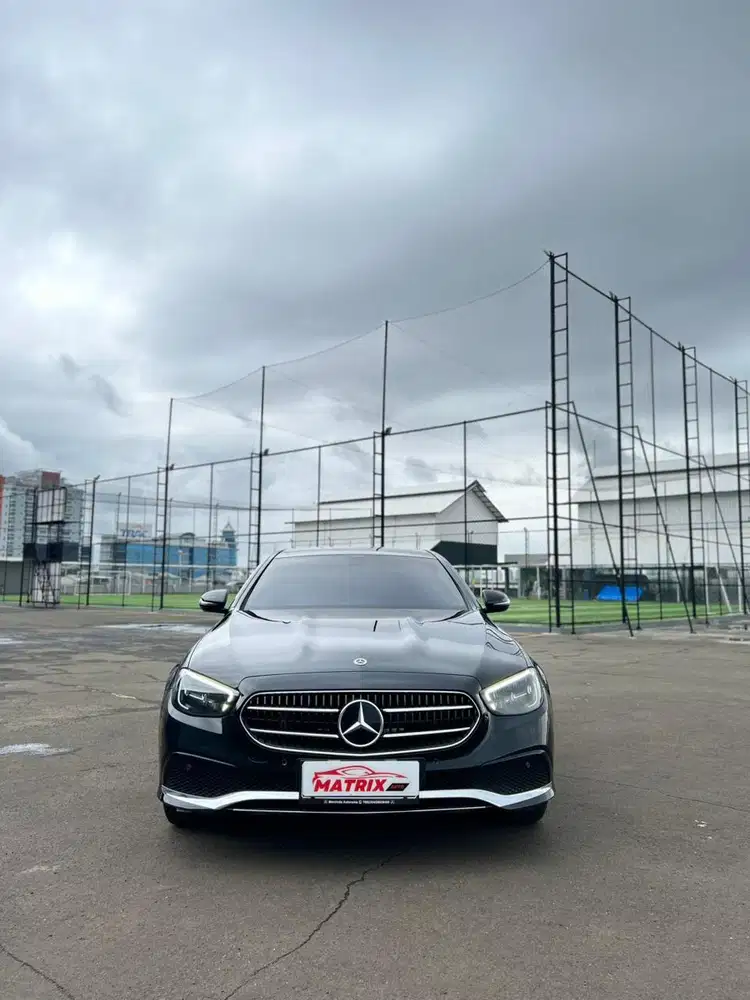 MERCEDES BENZ E200 2023! E200 2023! E200 NIK 2022! E200