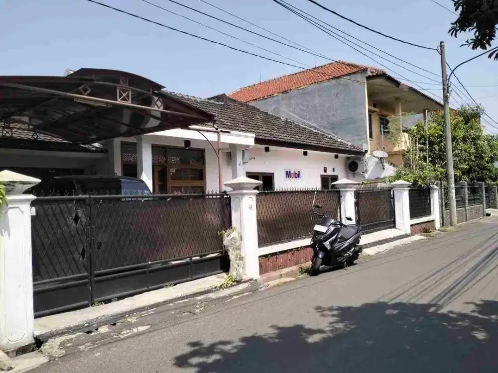 Rumah Kantor Siap Pakai di Kembar BKR Bandung