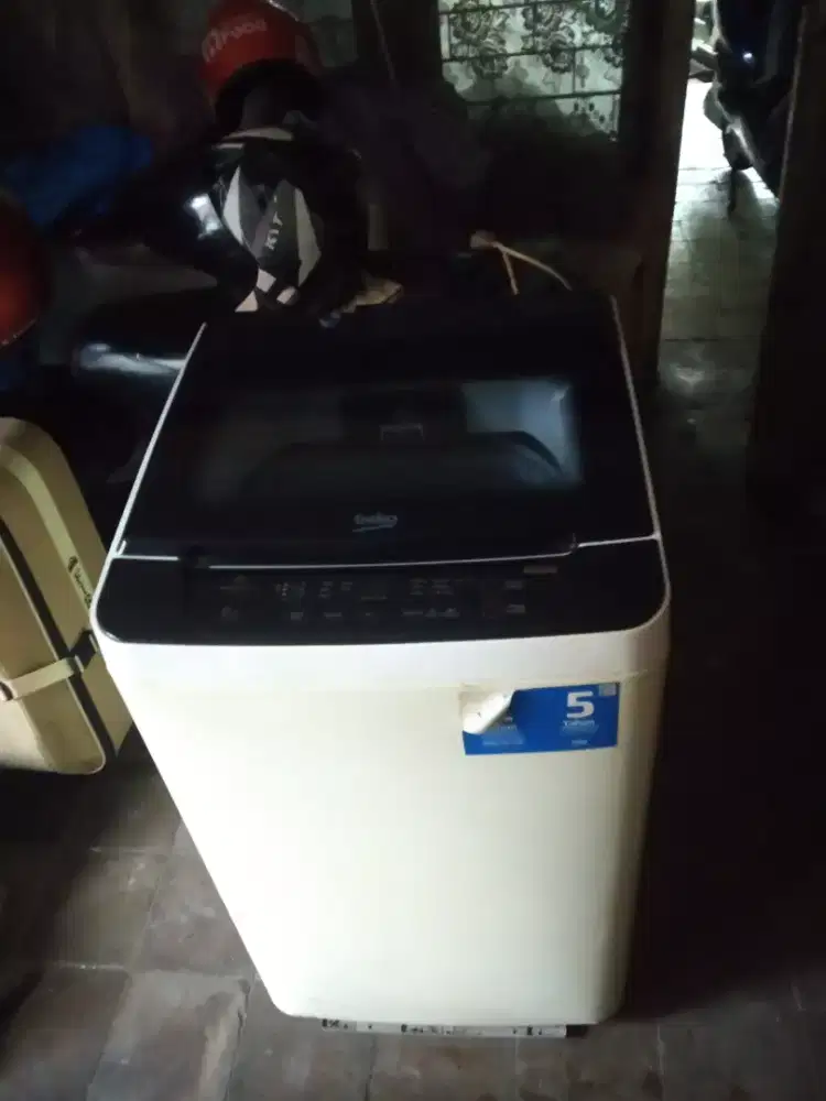 Mesin cuci merk beko
