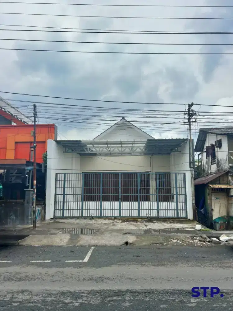 RUMAH USAHA BISA UTK KOMERSIL DI RAYA KRANGGAN DEKAT ARJUNA & BUBUTAN