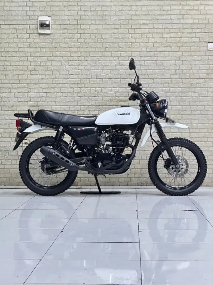 READY‼️ KAWASAKI W175 TR NIK 2020 PMK 2021 MULUS NOMINUS