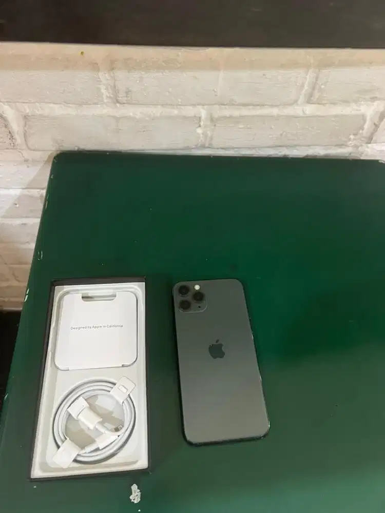 iphone 11 pro 256gb sesuai judul