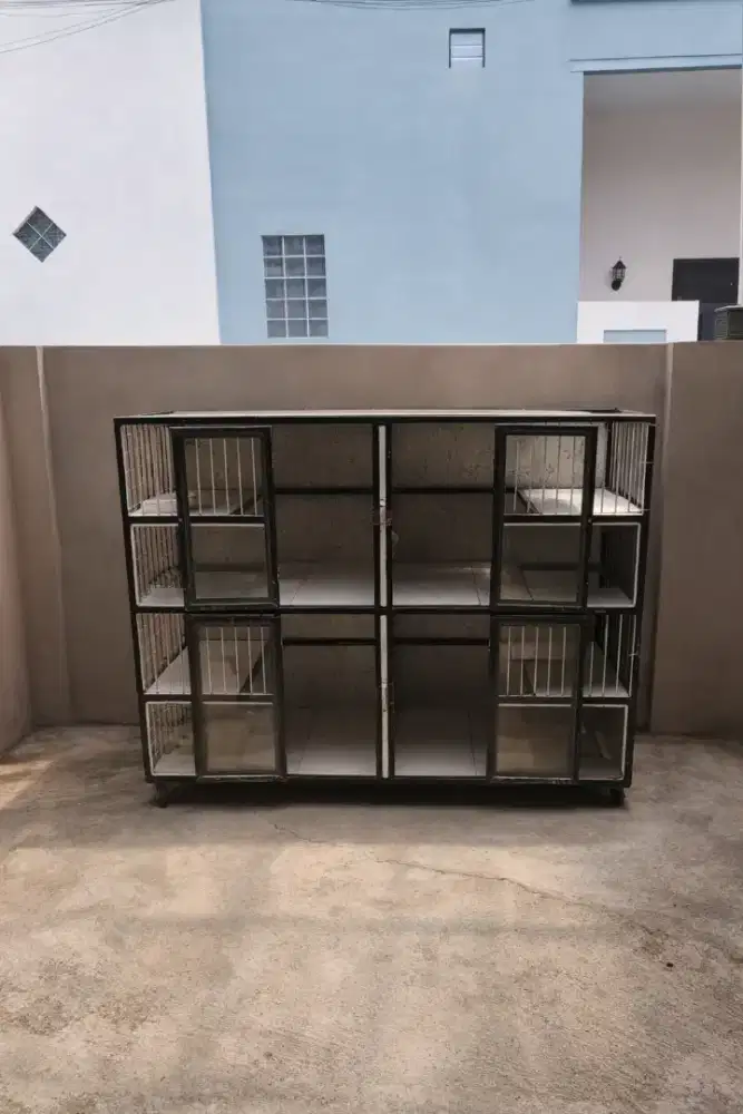 Kandang Kucing 4 pintu