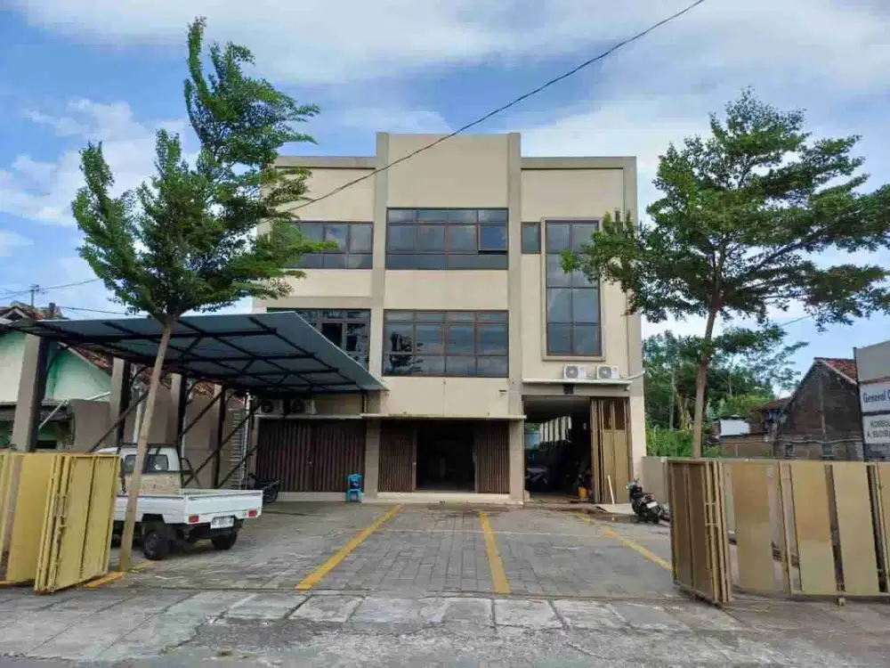 DIJUAL CEPAT GEDUNG+KANTOR MEWAH+GUDANG WIFI GAMPING SLEMAN