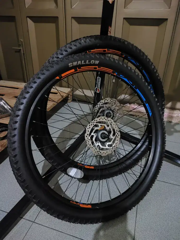 Wheelset 27,5 bawan xtrada 5 old plus ban swallow baru