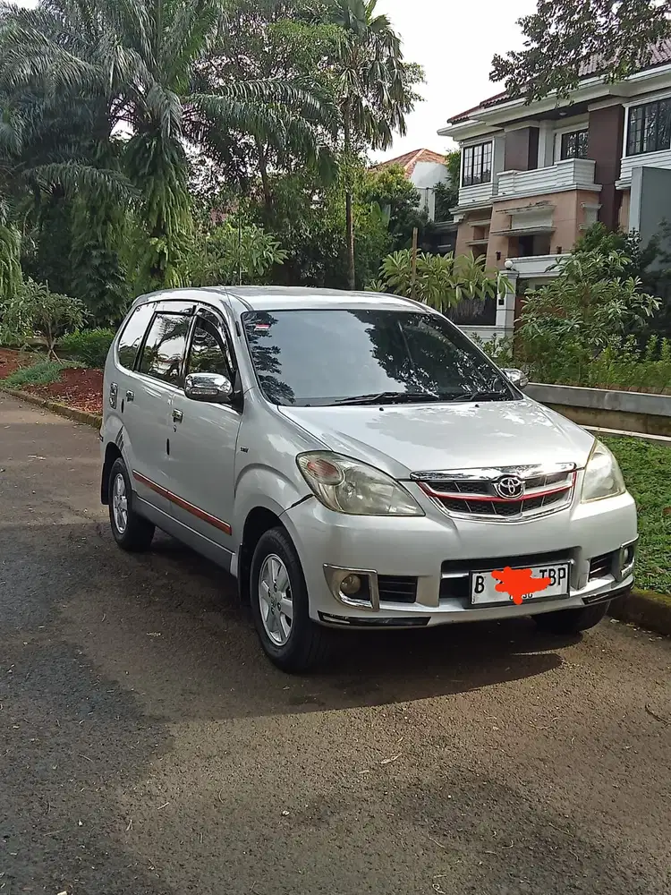 Toyota Avanza 2010 Bensin