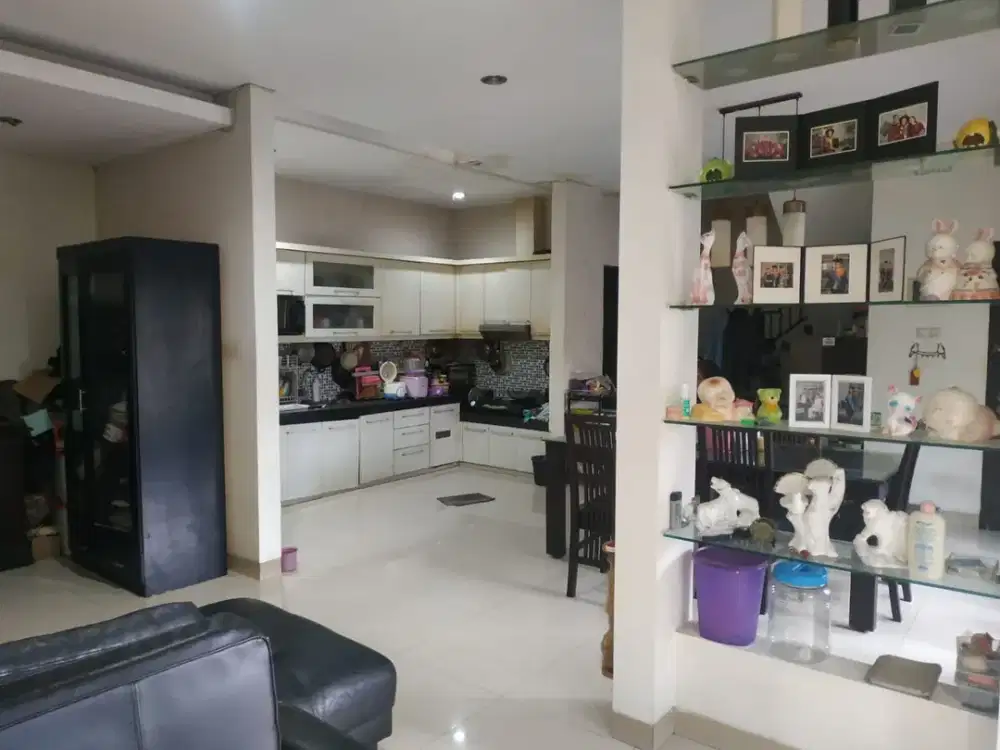 Rumah Nyaman Strategis Jl. Nawawi Sudirman