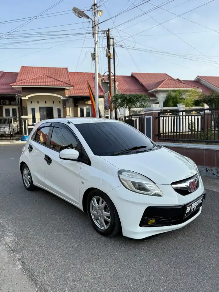 Dijual Brio E manual