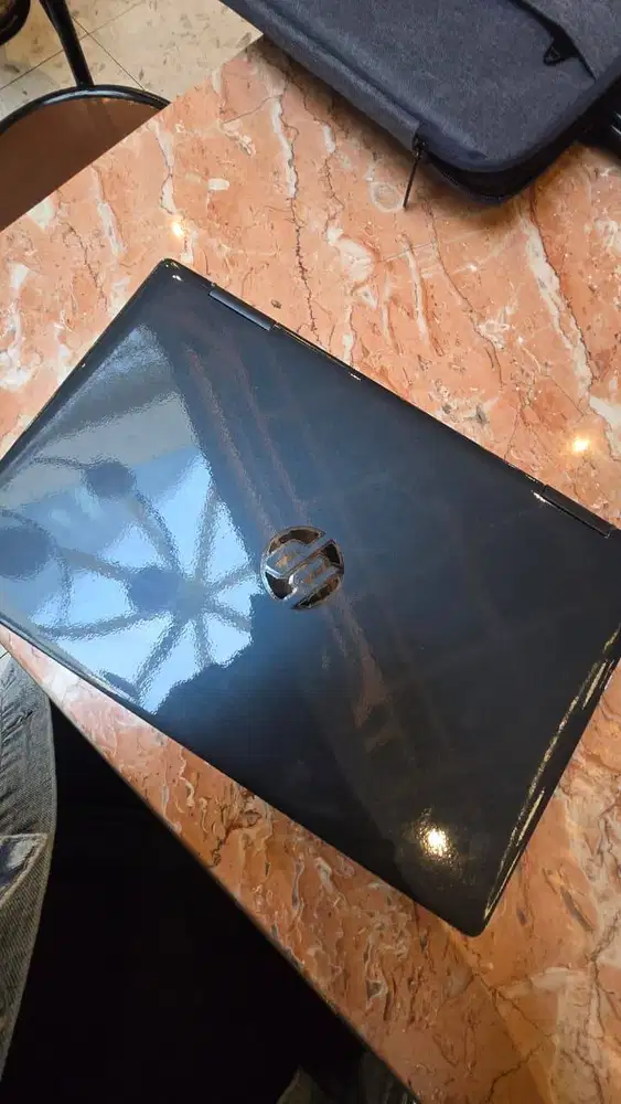 laptop HP Pavilion x360 2in1 14-ek2xxx baru pemakaian 2 bulan