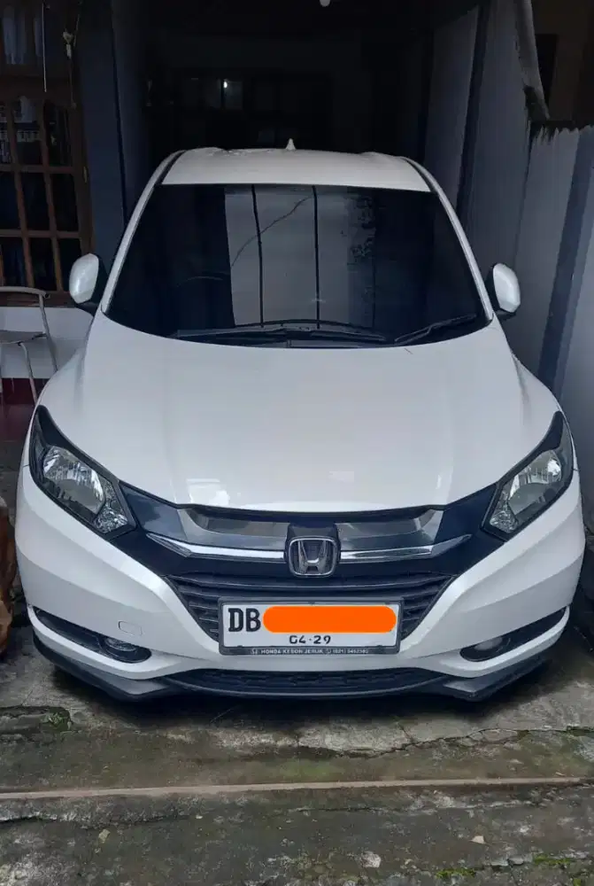 Honda HRV 1.5 S Manual 2017 (White)