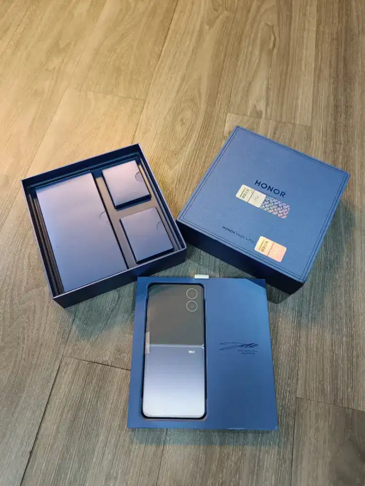 Honor Magic V Flip 2 Like New Mulus Fullset