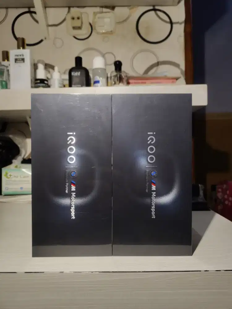 IQOO 13 16/512 BARU SEGEL BNIB NOREPACK GARANSI RESMI