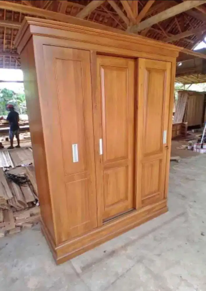 Mebel furniture lemari