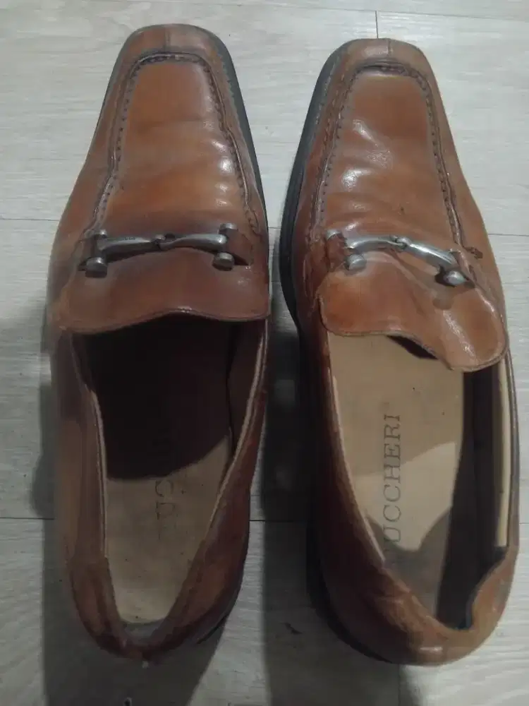BUCCHERI Sepatu second