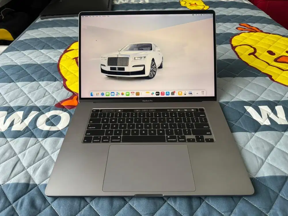 Macbook pro 16 inch core i9 2019