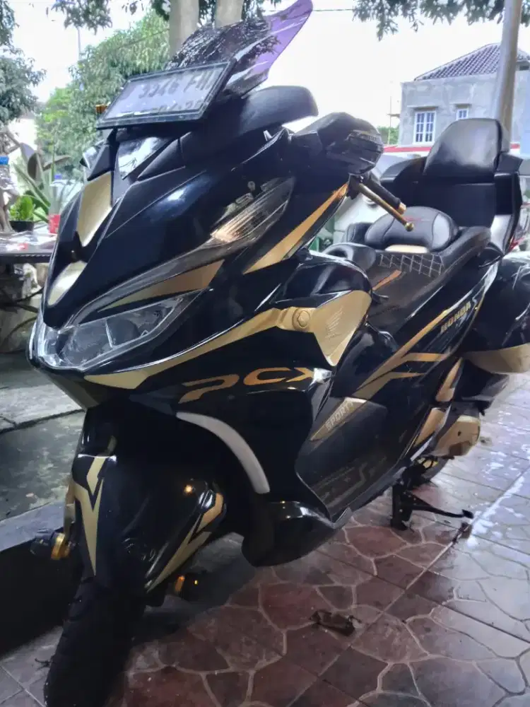 Motor touring pcx langka tahun 2018