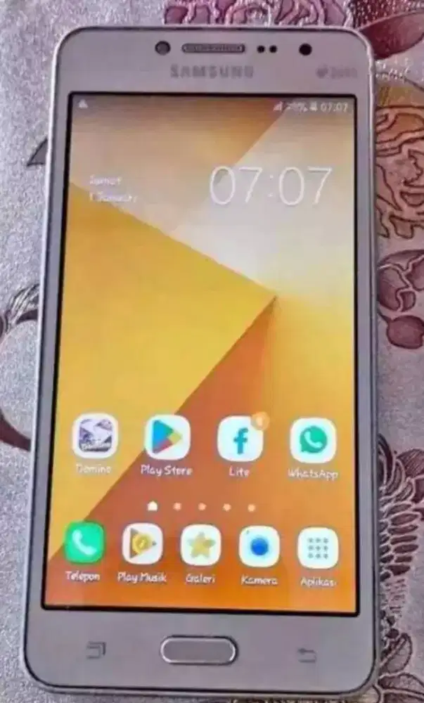 Samsung galaxi j7 prime ram 4