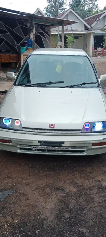 Mobil bekas grand civic