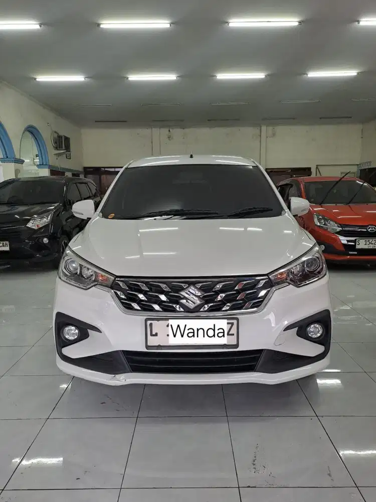 ERTIGA HYBRID 2023 kredit murah