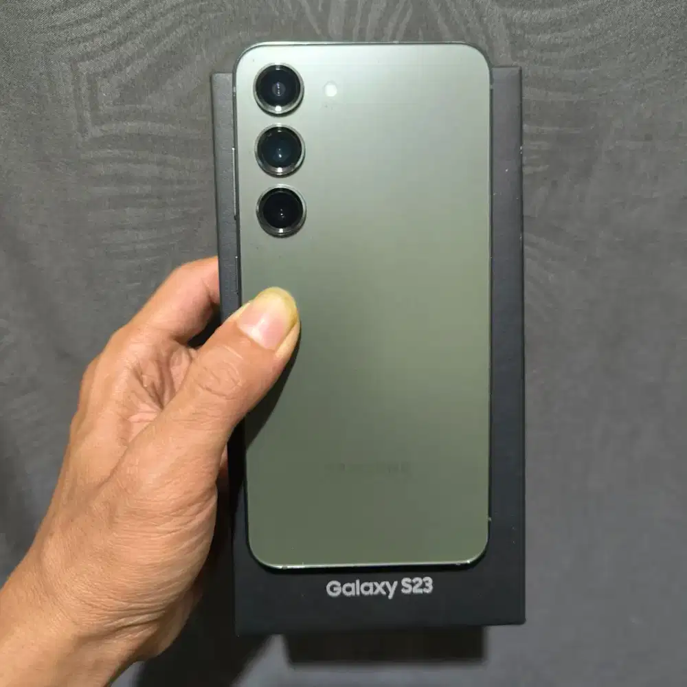 SAMSUNG S23 5G RAM 8/256GB FULLSET RESMI SEIN