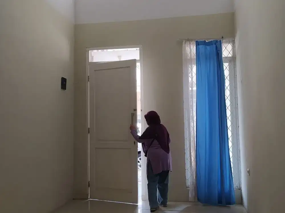 Dijual Cepat Murah Rumah Komplek Pinus Regency