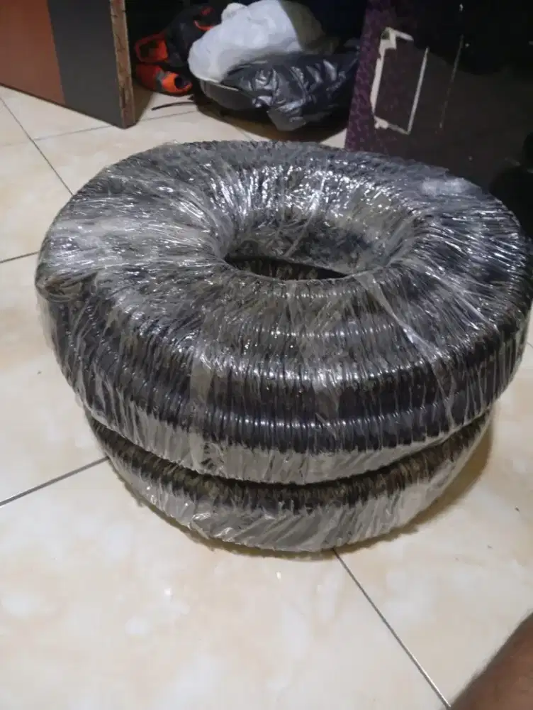 Cable conduit lapisan dalam besi kuat , panjang 10 meter