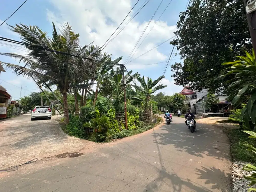 Tanah 125 M2 (9Xx4) Jual NJOP di Komp Marinir Limo Depok