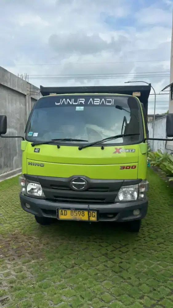 Jual truck dump hino dutro