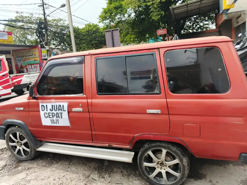 Toyota Kijang 1982 Bensin