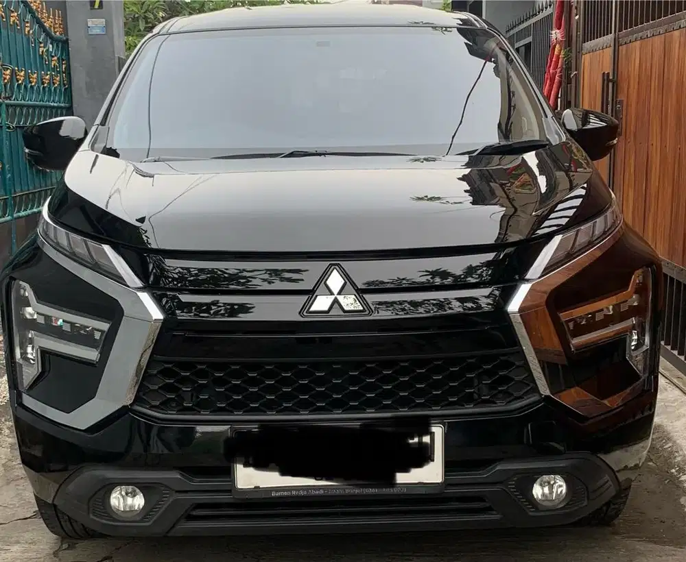 Xpander Km Rendah, kondisi Istimewa, Jok & Karpet Premium