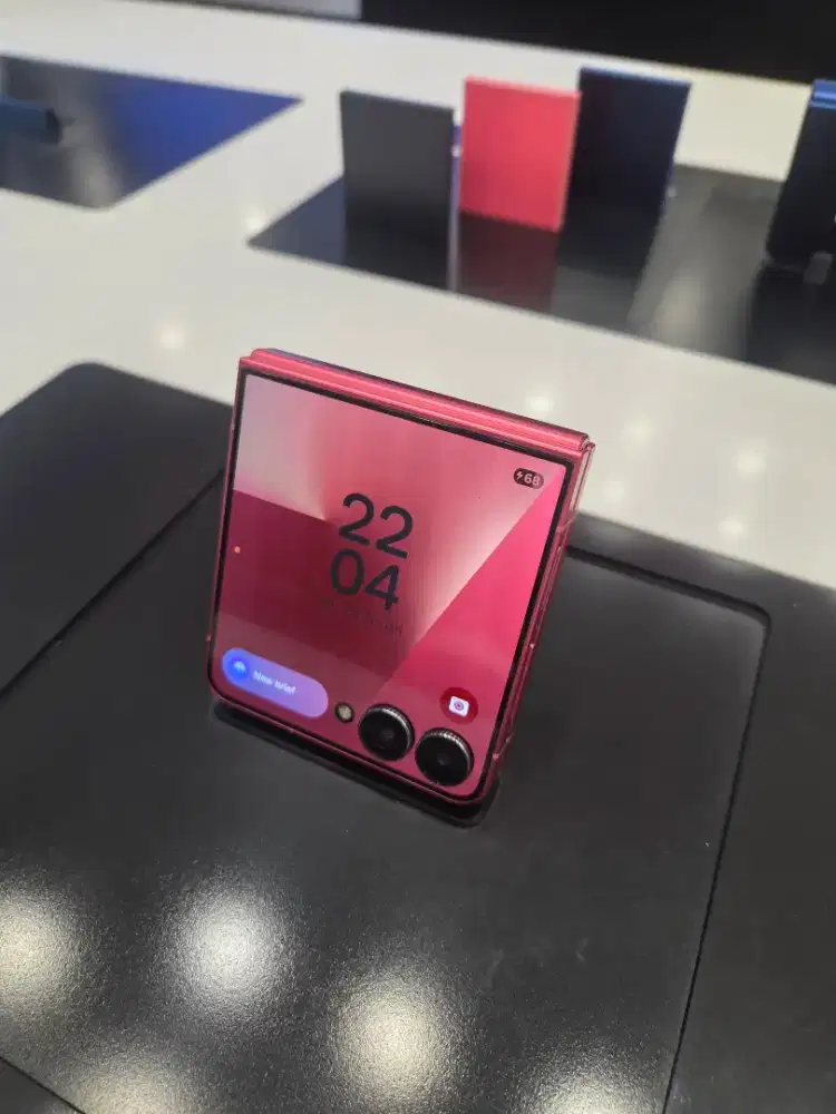 Samsung zflip7 free buds3fe