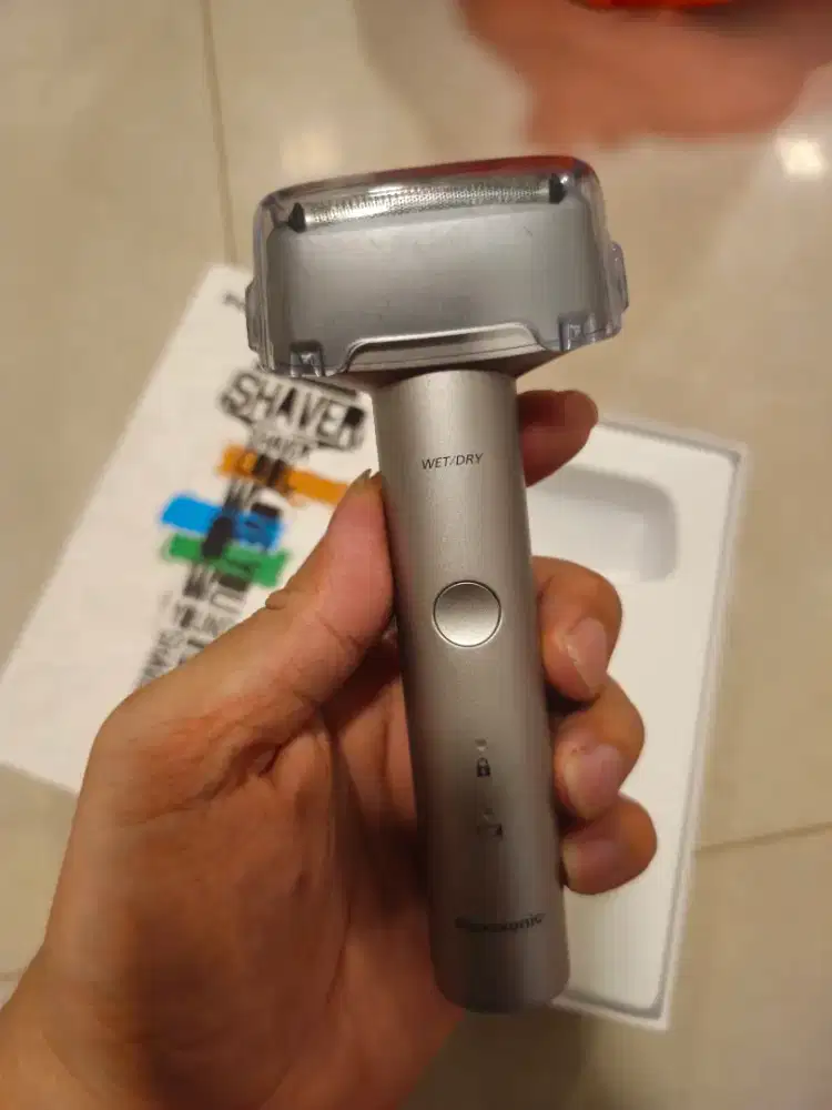Panasonic alat cukur ES-RM31 Wet & Dry