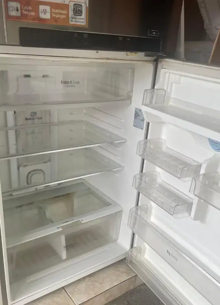Kulkas 2 pintu merk LG ukuran besar (jual cepat)
