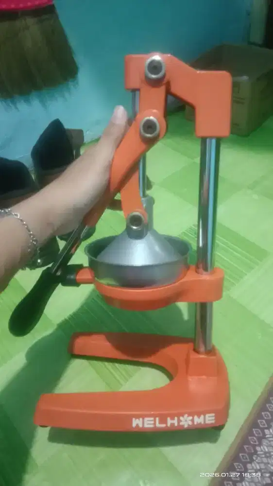 Alat perasan jeruk