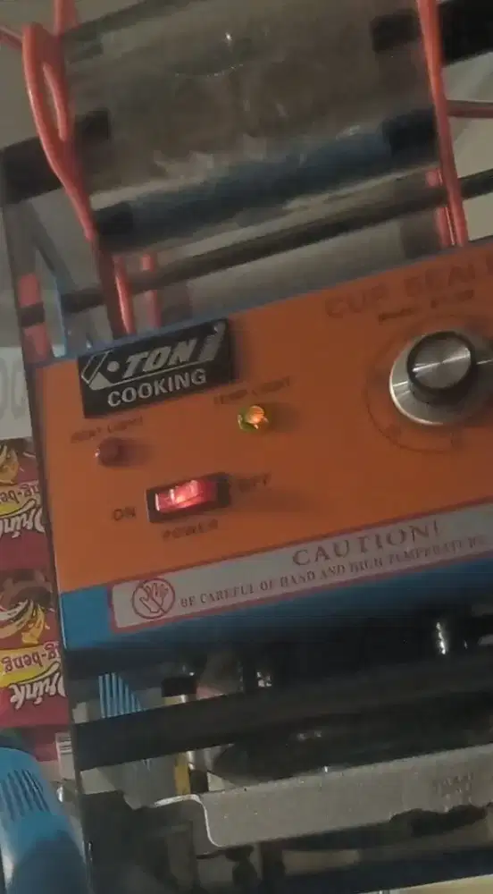 Sealer cup / Press cup