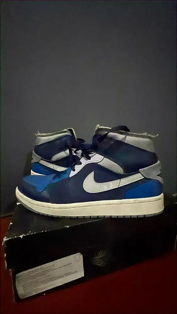 FS Nike Air Jordan 1 mid SE Craft Obsidian white- french blue