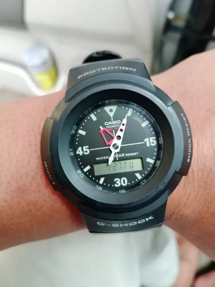 Jam Gshock aw 500e mulus normal