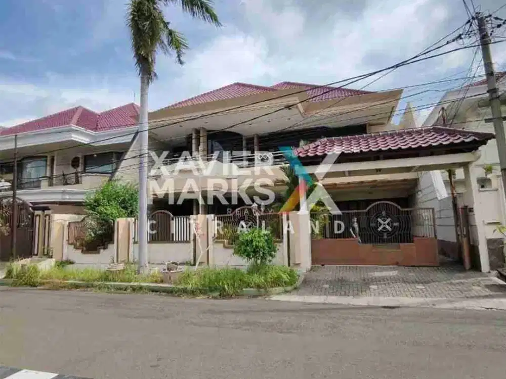 Rumah Margorejo Indah, Kawasan Mewah, Classic Modern, Sangat Terawat