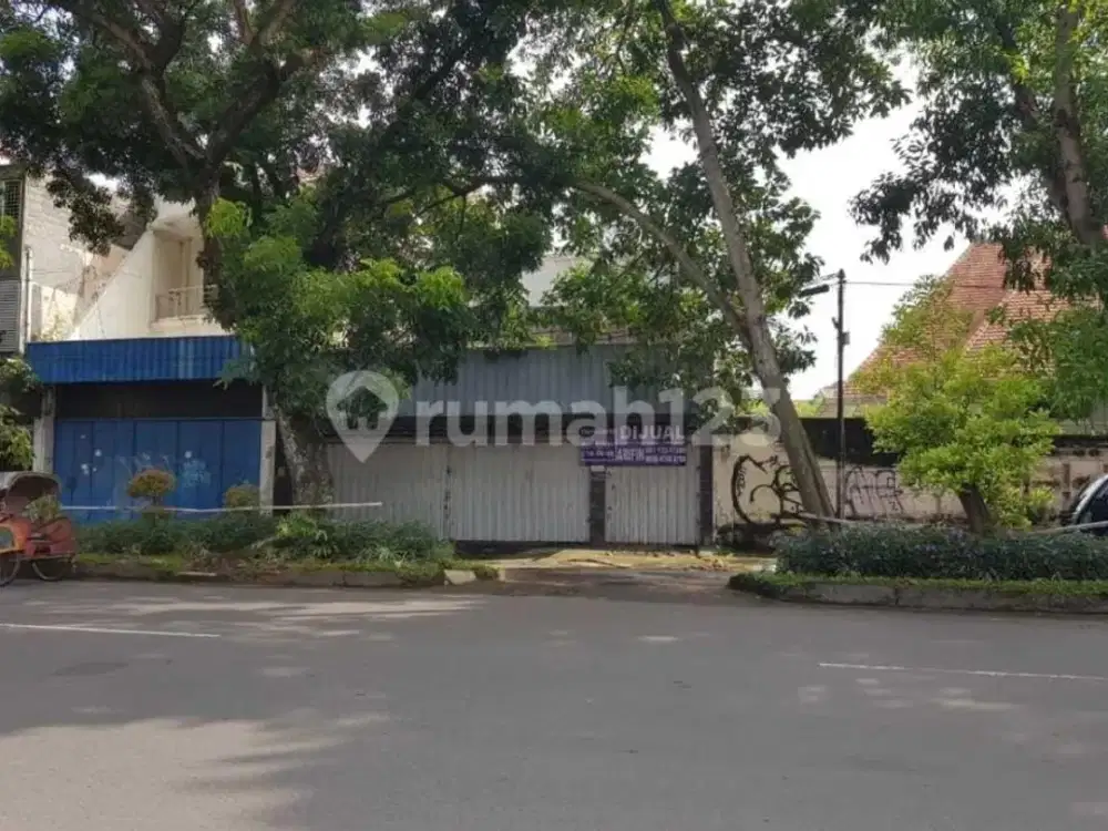 Dijual Ruko Super Strategis Lokasi Laweyan,Solo Luas 240m2