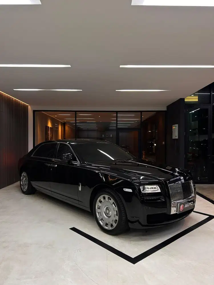 Rolls-Royce Ghost Extended Wheelbase EWB 2012 Hitam B2260SMJ Km7rb