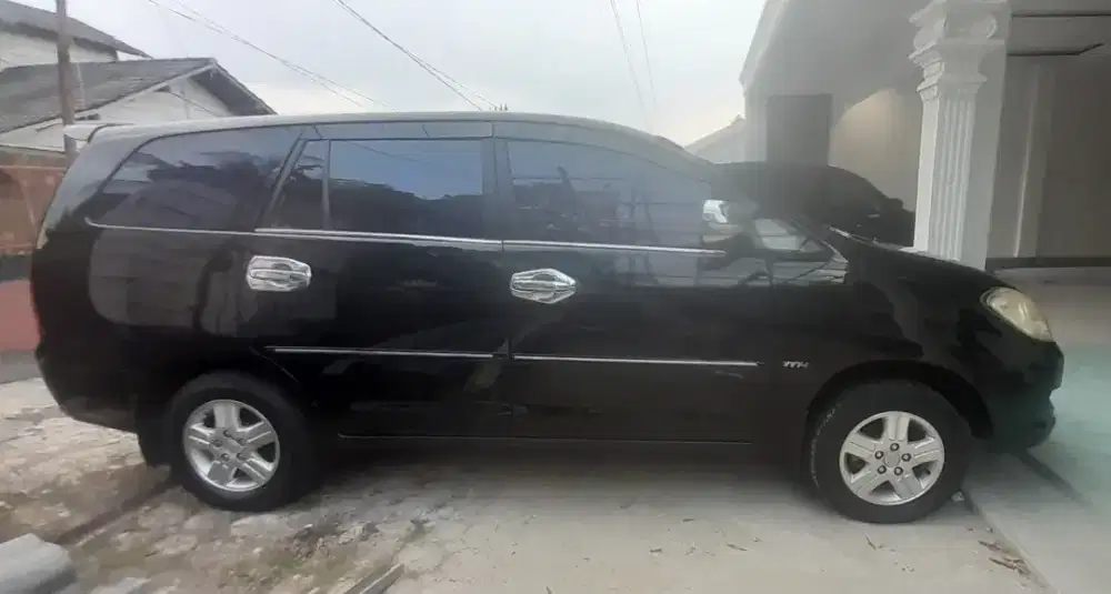 Dijual toyota Kijang Innova G 2008 BE kota