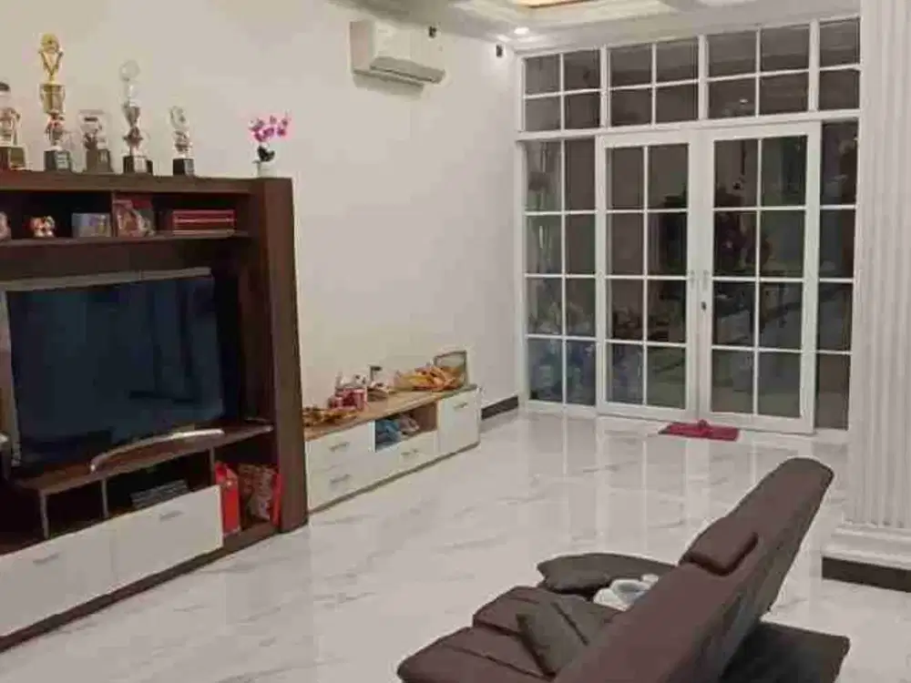 dijual rumah 3 lantai dalam cluster di harapan indah 2, bekasi