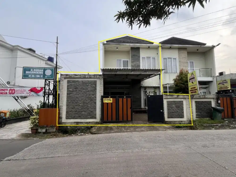 Rumah bisa Usaha Perum Cilebut Bumi Pertiwi 1 dekat Stasiun Pinggir Jalan Umum