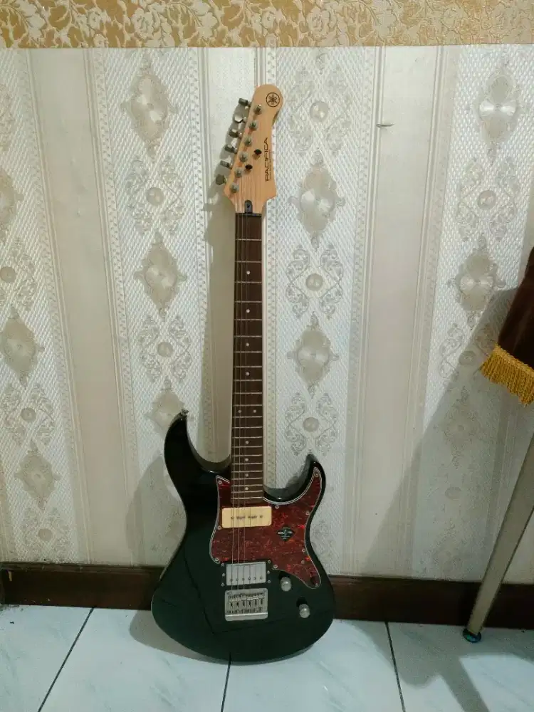 Gitar Yamaha Pacifica PAC311H PAC 311H